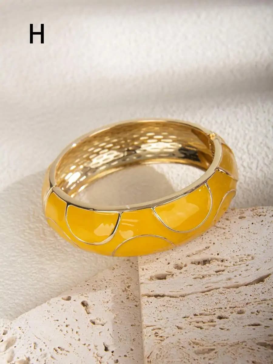 Yellow Geometric Open Bangle Fashion Bracelet For Daily Wear Party Gift
