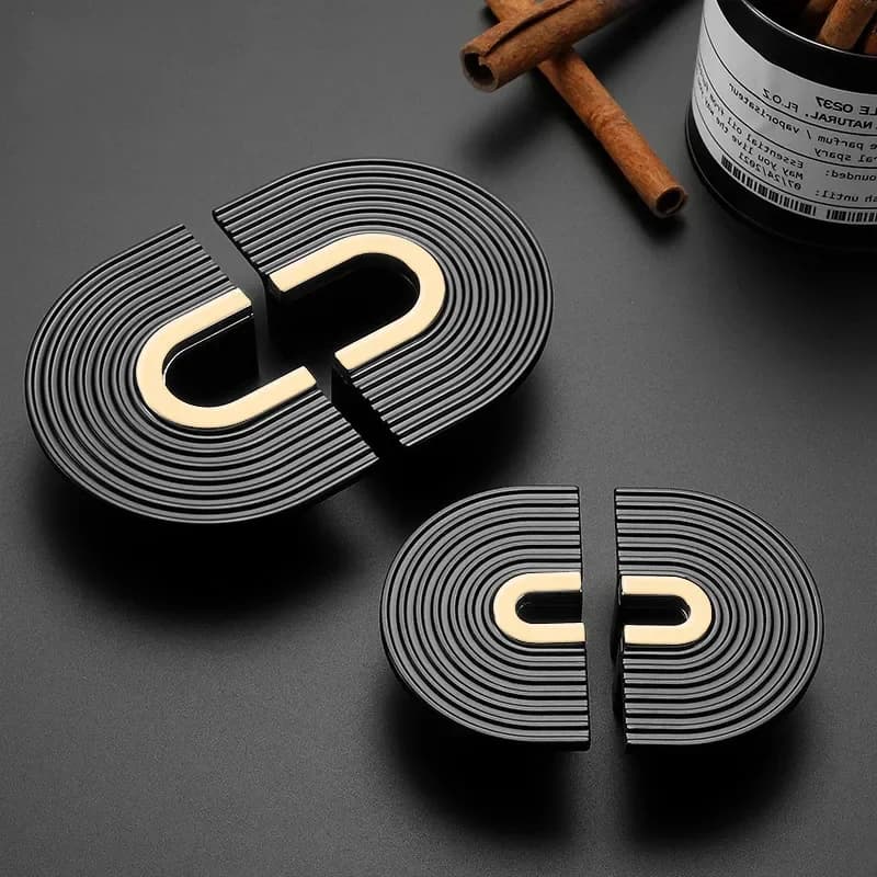 VARMSTUGA Maniglia semicircolare in lega di zinco massiccio spazzolato color oro nero Maniglia per cassetto dell'armadio Maniglia per porta Stile cinese Mezza luna