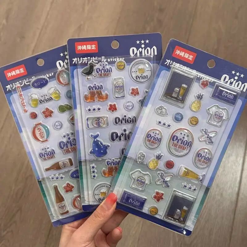 Set di Tre Adesivi 3D a Rilievo con Tema Birra Orion, Sticker Anime Adesivi Decorativi per Telefono, Regali di Compleanno per Ragazzi e Ragazze