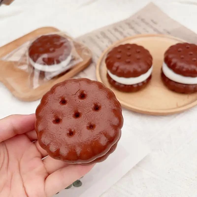 Stress Relief Squishy Sandwich Cookies Squeeze Toy Slow Rising Sensory Gift Fidget Toy for Office Relaxation for Kids