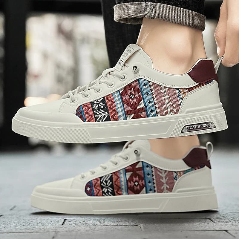 Scarpe di tela da uomo Sneaker casual da uomo Slip-on vulcanizzate comode scarpe basse da uomo mocassini scarpe da guida