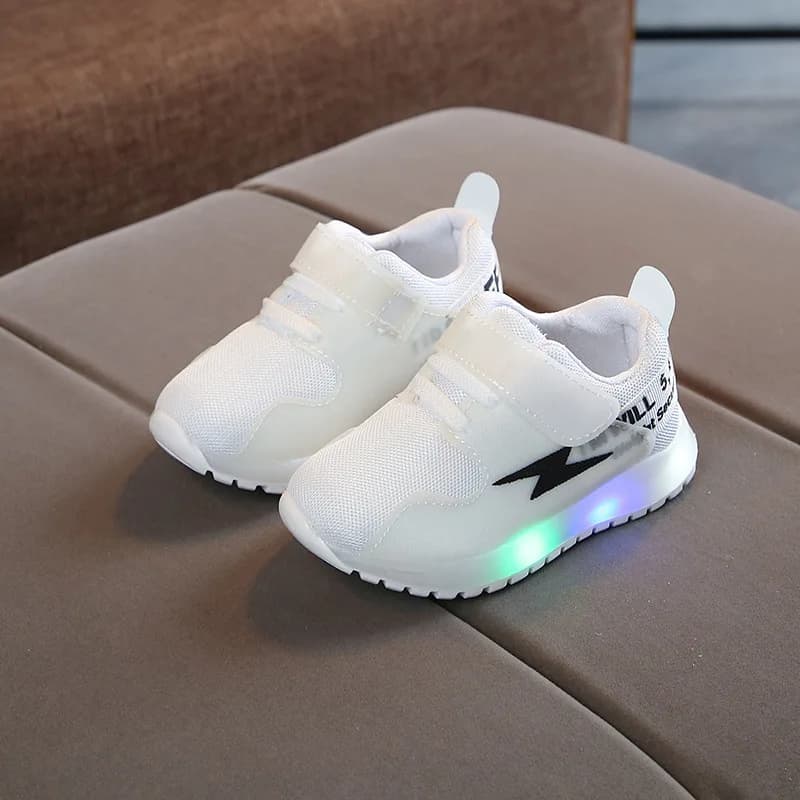 Children's Luminous Shoes Boys and Girls Sneakers in Brilliant Light Network Sneakers for Kids Small LED Lighted Shoes for Kids