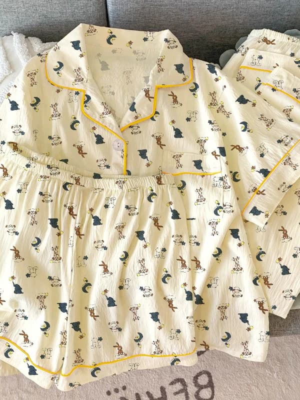 Adorabile Set Pigiama Estivo a Maniche Corte con Stampa Cartoon per Donne, Comodo Completo a Tre Pezzi con Pantaloni Plissettati per Ragazze