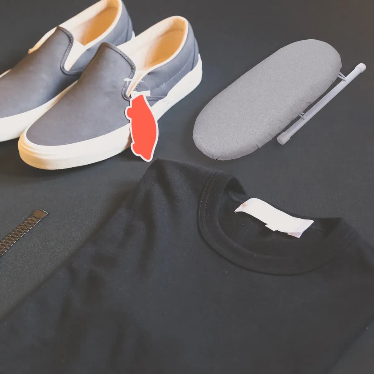 1 Pezzo Mini Asse da Stiro Pieghevole Portatile, Accessorio per Ferro da Stiro Compatto per Casa e Viaggio, Facile da Riporre