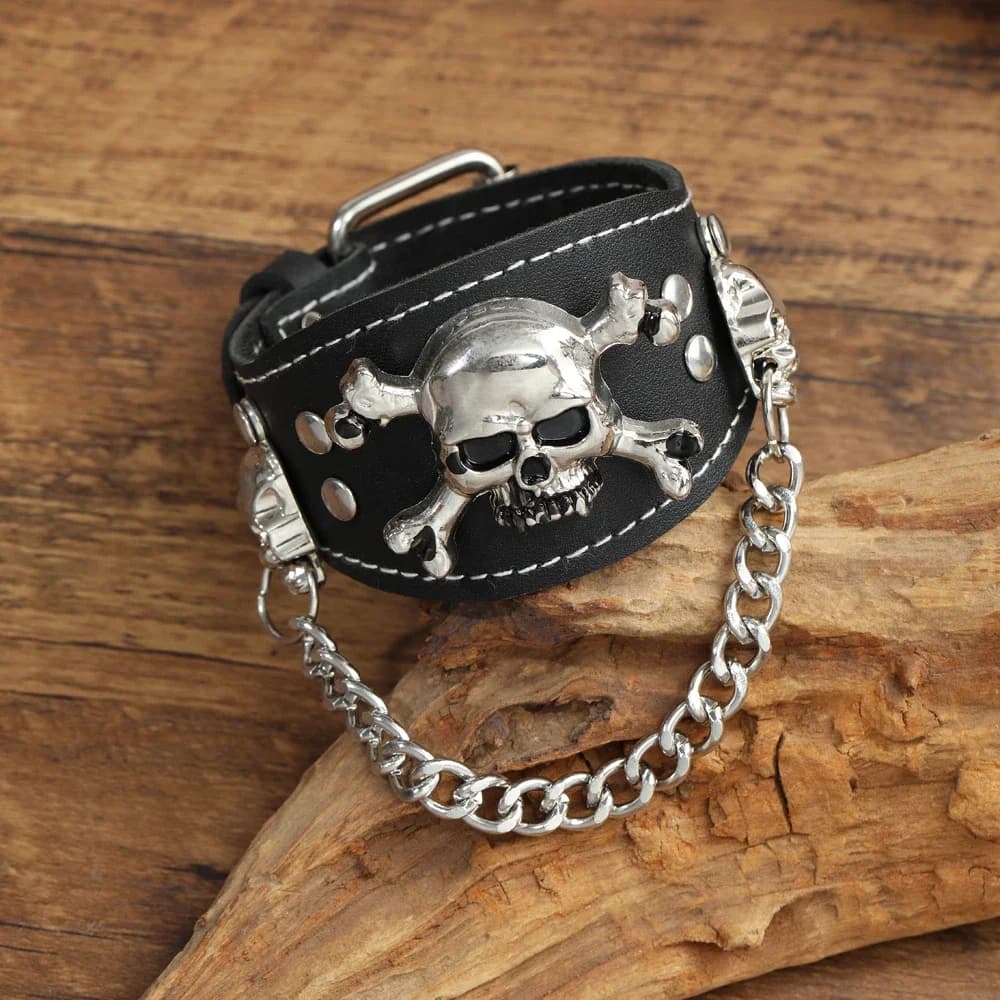 2025 Gioielli fatti a mano Tessuto in vera pelle Bracciale con teschio da uomo Polsino vintage Bracciale con rivetti in pelle larga Pulsera Hombre