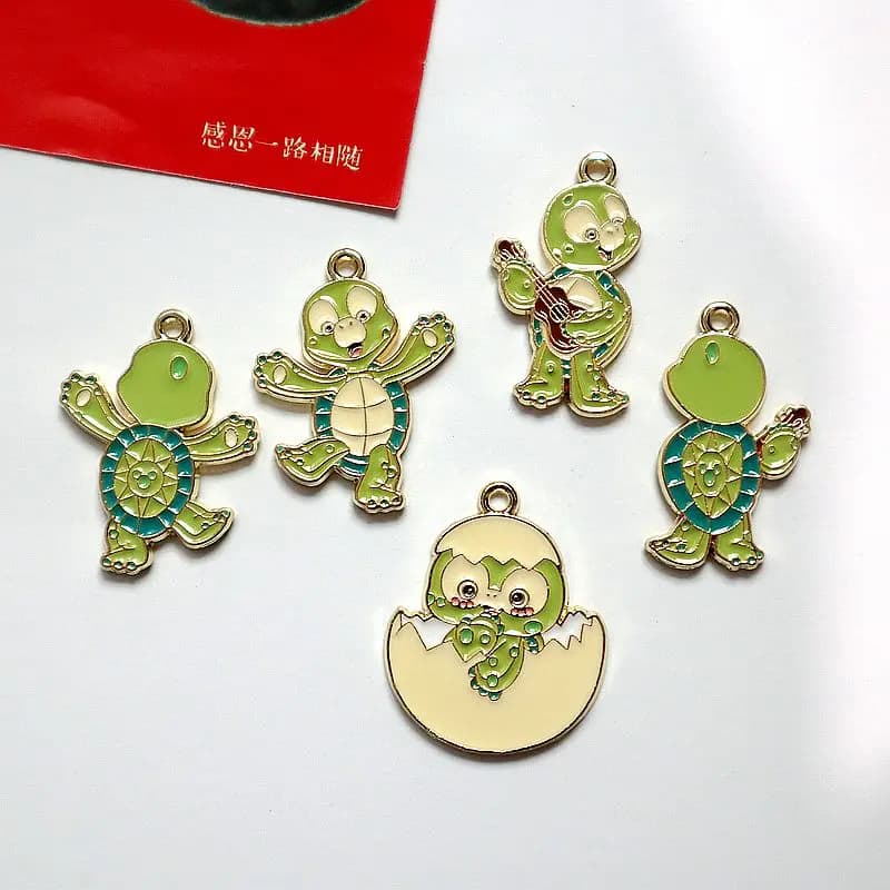 10 Pezzi Ciondoli in Lega a Forma di Tartaruga Cartoon, Charm Anime Kawaii a Doppia Faccia per Creazione di Gioielli Fai-da-Te, Braccialetti e Portachiavi