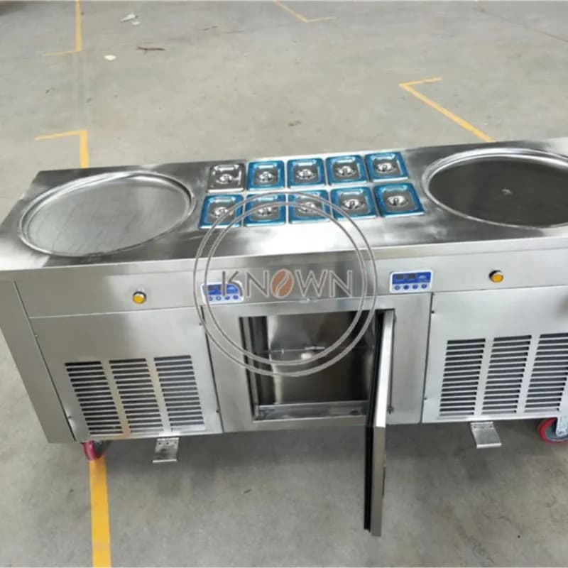 Professional Ice Cream Machine Double Roasted Plate with Refrigeration for Shops - Ideal for Ice Cream, Yogurt and Fruit Fried
