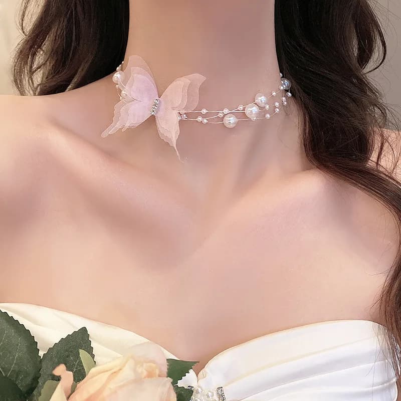 Collana Romantica con Fiocco a Farfalla e Perle, Girocollo di Lusso in Seta per Donne, Gioiello Elegante da Regalo per Feste