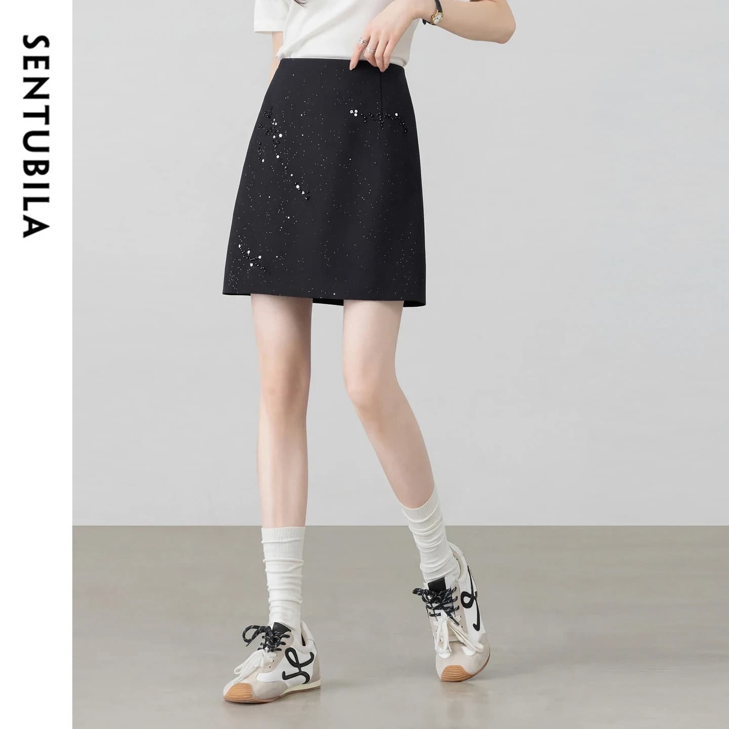 Gonne a trapezio SENTUBILA da donna, nuova collezione estiva 2026, mini gonna elegante da ufficio con ricami e perline fatte a mano, effetto luccicante argento 162QA7013