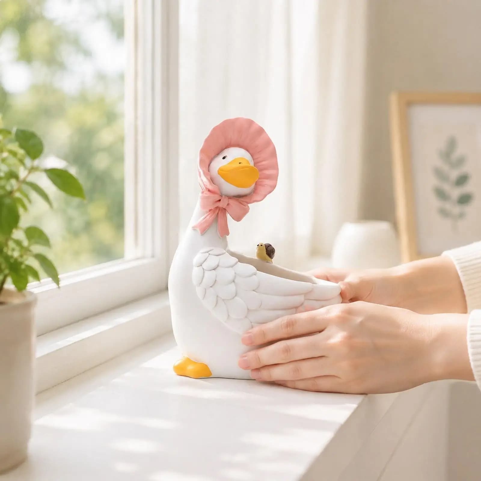 Goose Planter Pot with Drainage Hole Planter Vase Flower Plant Pots Resin for Balcony