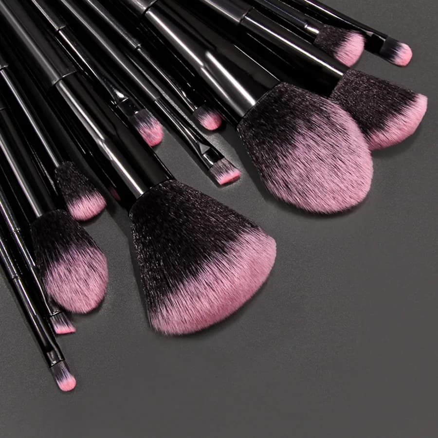 Set di 12 Pennelli da Trucco con Setole Morbide, Kit Portatile per Applicazione di Polvere, Fondotinta e Ombretto
