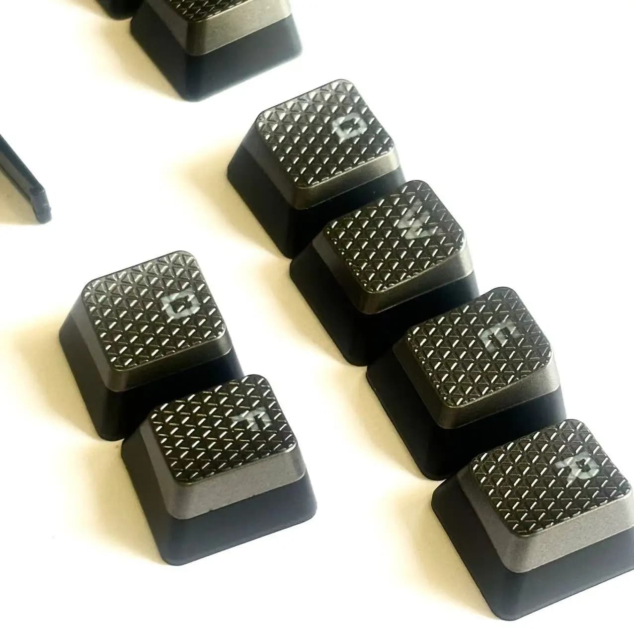 10 copritasti retroilluminati per Corsair K63 K65 K68 K70 K95 / Razer / Logitech G710 / K60 RGB Pro Tastiera da gioco meccanica a basso profilo