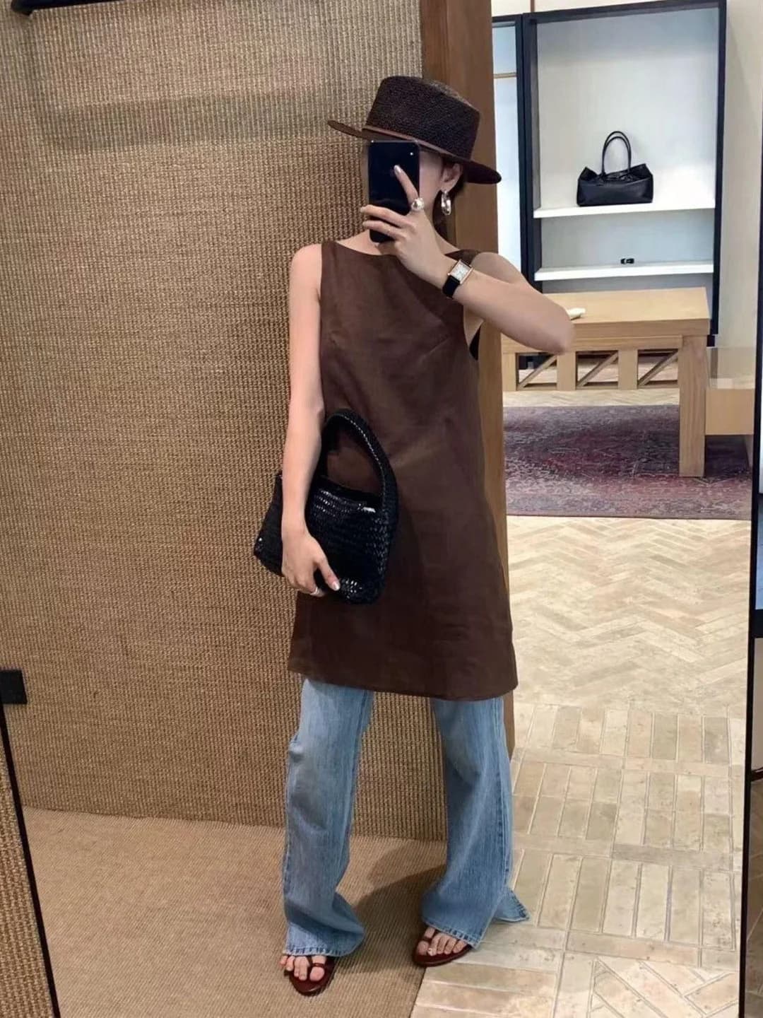 Minimalist Preppy Style Sleeveless Dress Women's Summer 2026 Straight Cut Short Skirt Midi Dress Casual Polyester Fiber