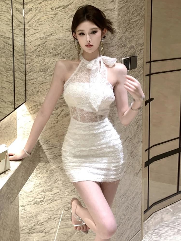Sexy Shoulder Bared Design Slim Fit Birthday Party Dress Sweet Short Skirt One Step Evening Gown for Young Women in China