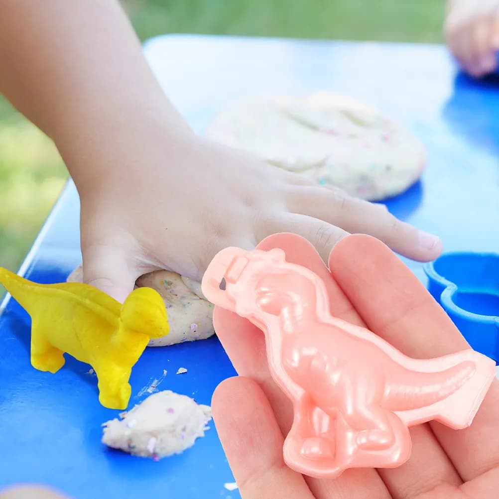 Set di 12 Stampi per Dinosauri in Plastica, Strumenti per Modellare l'Argilla per Bambini, Apprendimento Pratico, Gioco Creativo, Sicuro, Non Deformabile, Liscio
