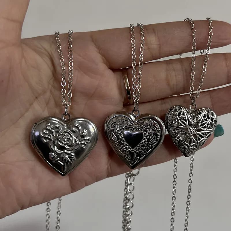 Necklace with pendant frame for heart-shaped photo, heart-shaped pendants, necklaces with floating medallion, women's and men's fashion commemorative jewelry