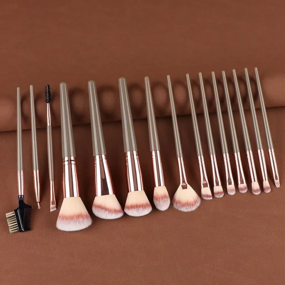 Set di 15 Pennelli per Trucco, Kit Cosmetico per Viso, Bronzer, Eyeliner, Sopracciglia, Contorno, Ombretto, Set di Pennelli di Bellezza per Donna
