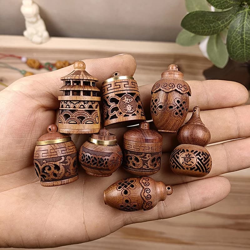 1pc Wood Hollow Carved Aromatherapy Bottle Mini Vase Pagoda Car Hanging Decoration Fragrance Diffuser Bottle Sealed Jar Pendant