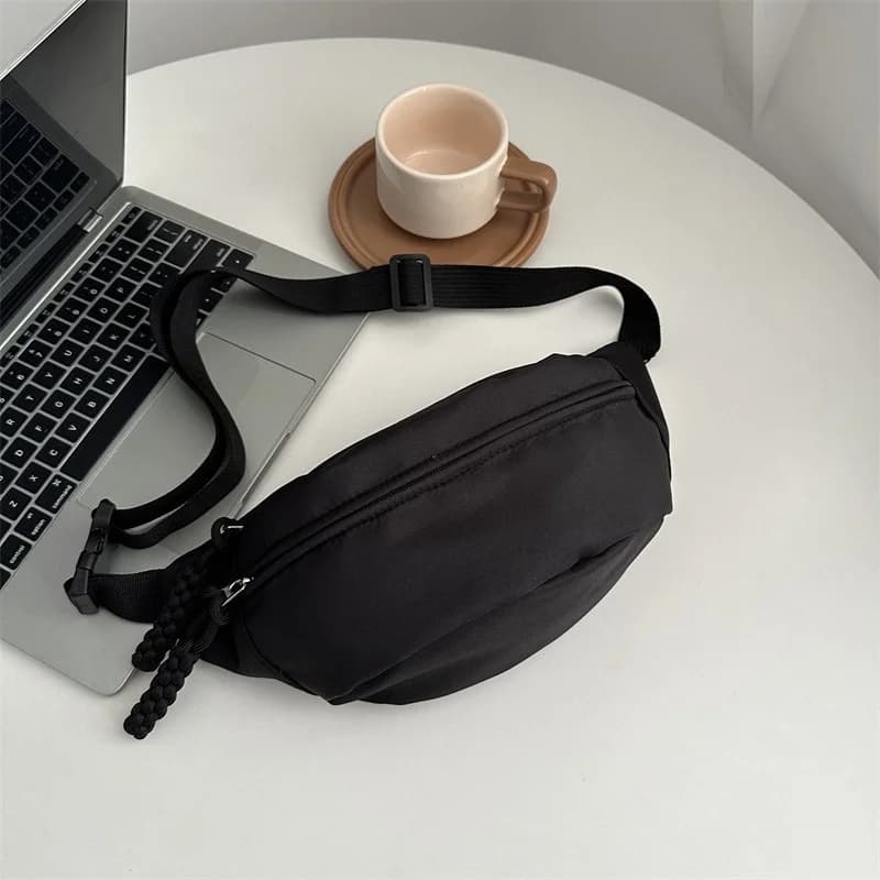 Half Moon Women's Chest Bag New Nylon Cloth Large Capacity Waist Bags Waterproof Multifunctional Running Belt Bags Sport