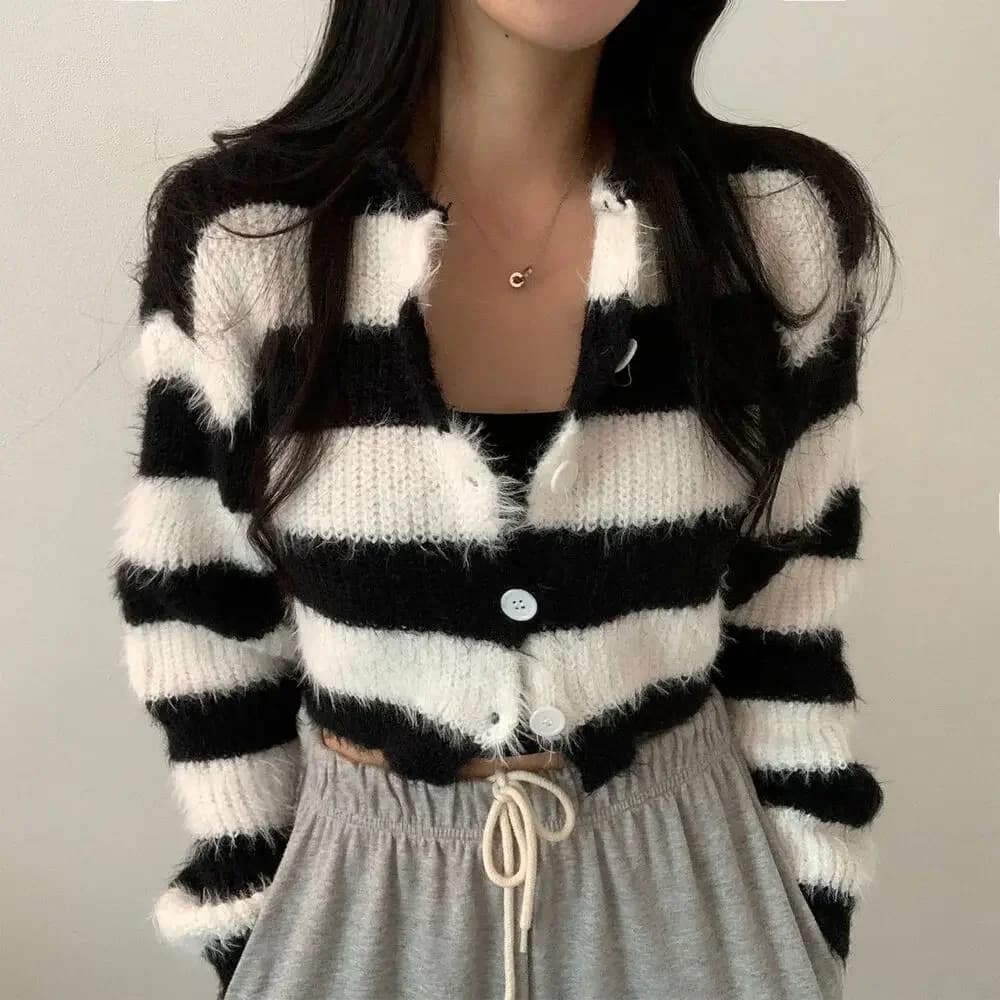 Nuovo autunno moda a righe allentato Casual Oversize Cardigan O collo visone Cashmere morbido maglione lavorato a maglia donna manica lunga top maglione