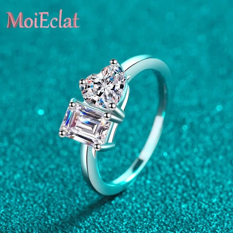 Moissanite women's rings with emerald and radiant cut from 2 carats with natural light, PT950 platinum ring made with luxury wedding jewelry
