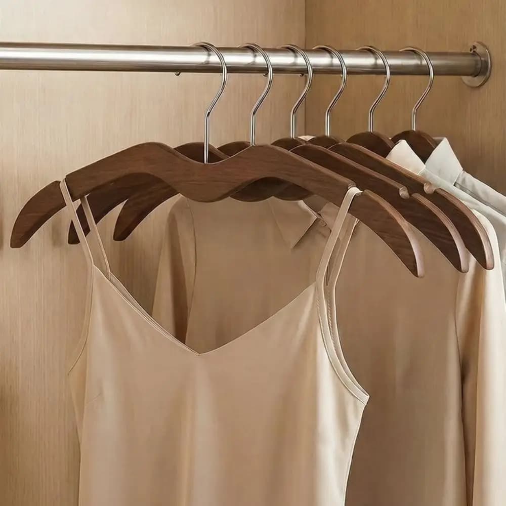 2pcs Shoulder Protecting Wood Short Neck Hanger Heavy-Duty Space Saving Clothes Hanger Anti-slip Wardrobe Organizer Hotel