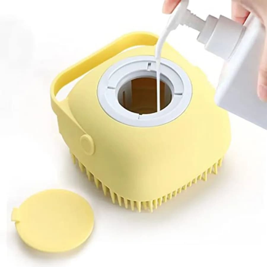 Spazzola per toelettatura e massaggio per animali domestici con dispenser di sapone e shampoo, setole morbide in silicone per cani e gatti a pelo lungo e corto, per la doccia