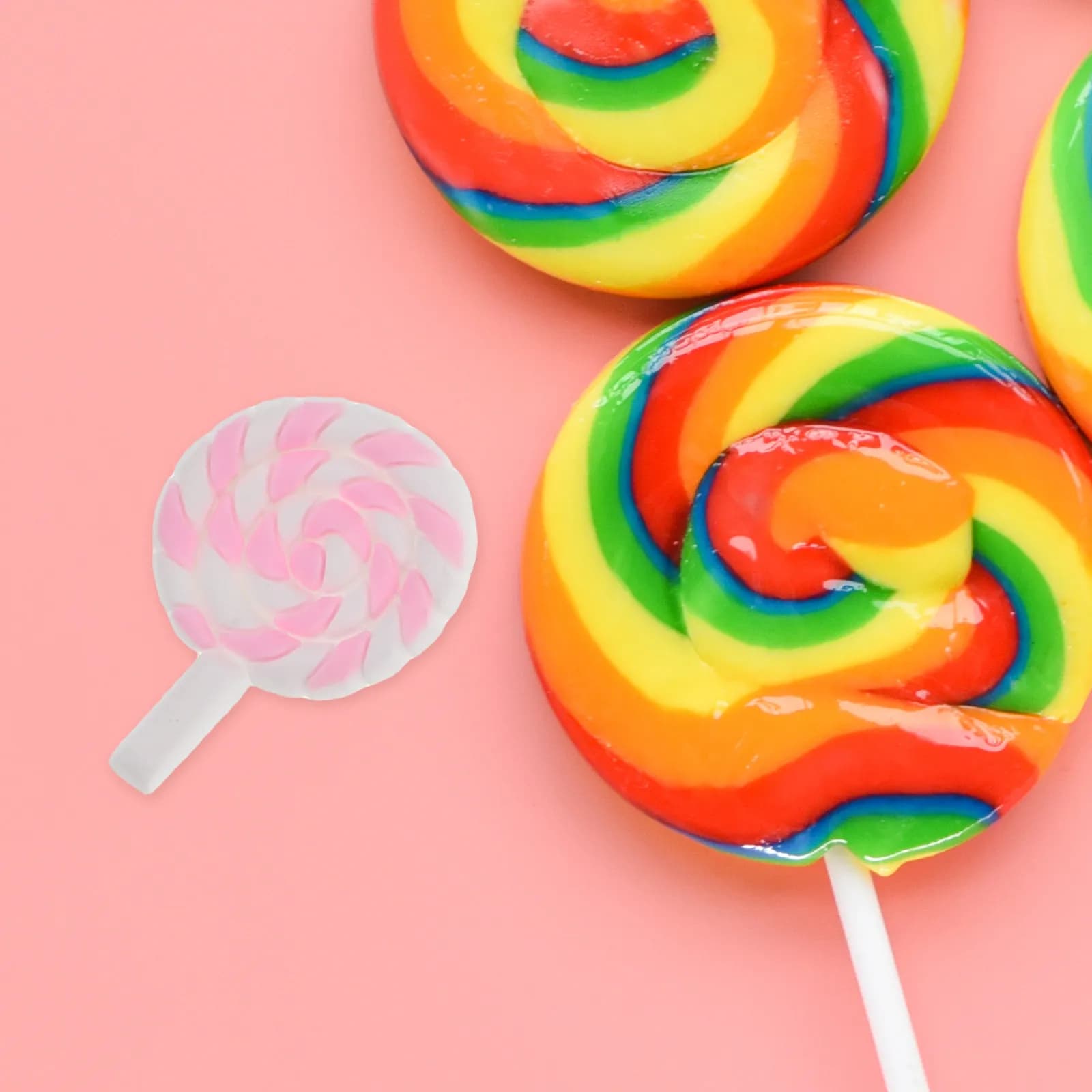 20Pcs Whimsical Candy Clay Lollipops DIY Craft Kit for Lollipop Pendant Making Fake Candy Decor Scrapbooking Lollipop Props