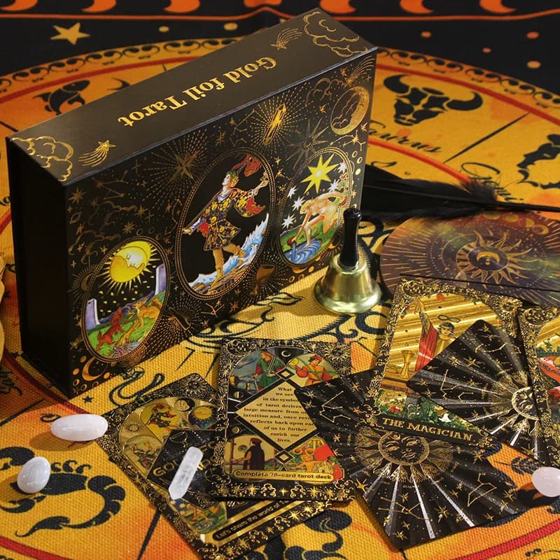 Set da gioco da tavolo deluxe con carte dei tarocchi impermeabili in lamina d'oro in piuma nera e scatola dorata Classic Waite Beginner Professional