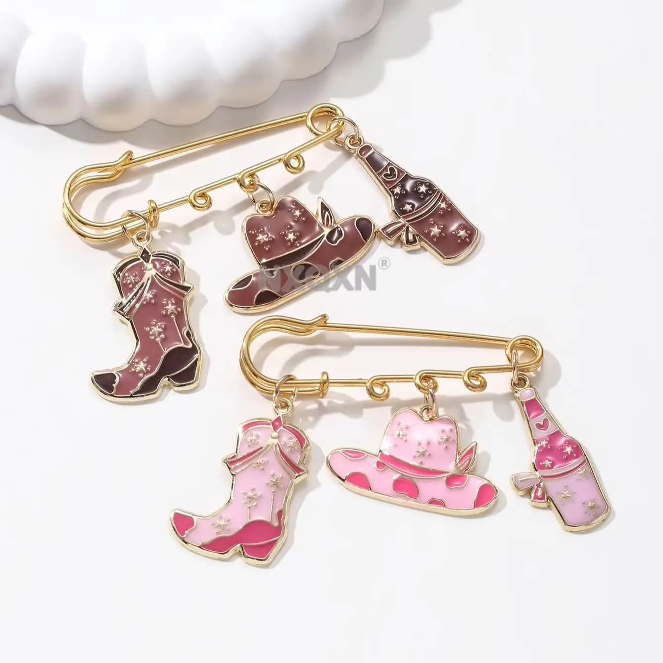 Western Cowgirl Enamel Safety Brooch Pin, Cowboy Hat Boot Wine Bottle Charms Lapel Pin, Fashion Decorative Badge for Clothes