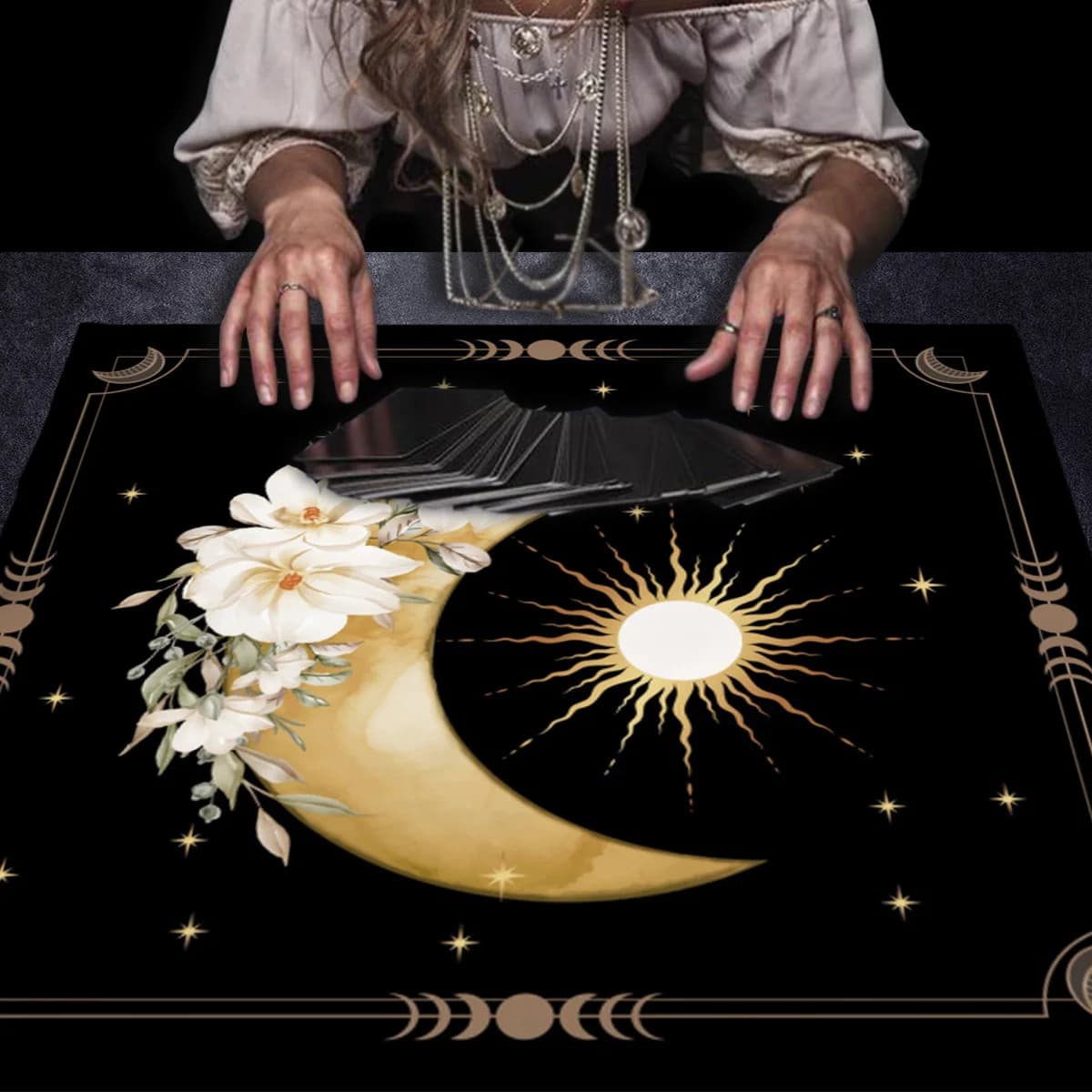 Tovaglia floreale per tarocchi Tovaglia per altare sole e luna Panno cerimoniale Spalmare la tovaglia per la lettura dei tarocchi Tappetino per carte Oracle