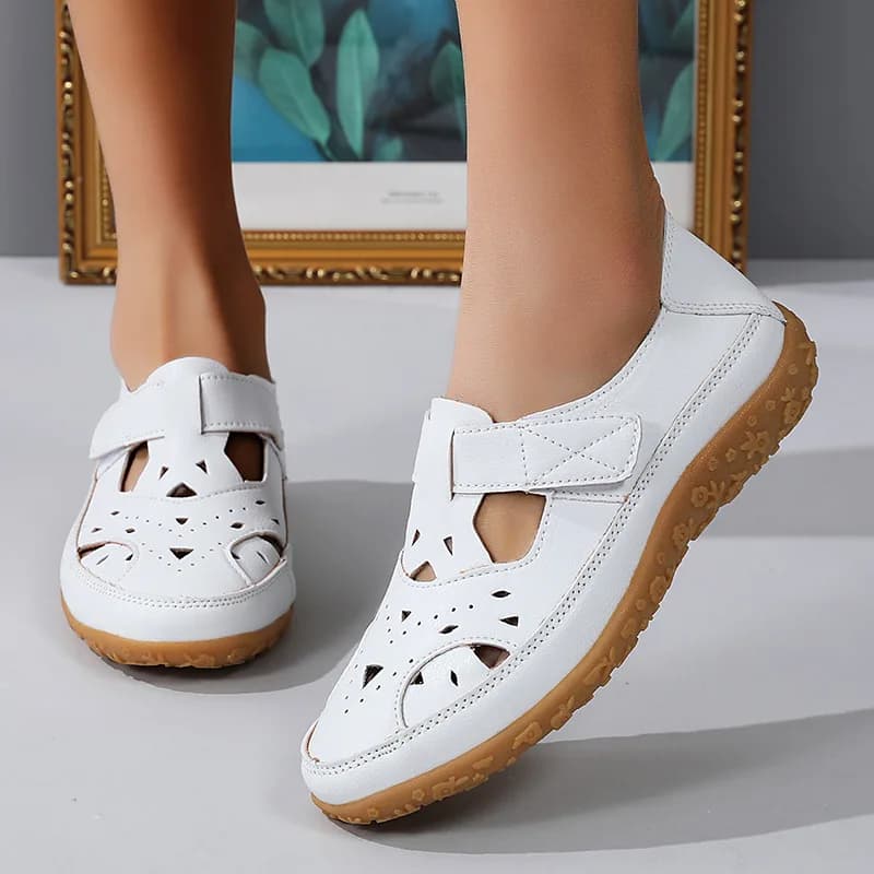 Women Plus-Size Hollow Breathable Sandals Summer Lady Soft-Sole Non-Slip Flat Garden Shoes Adult Loafers Everyday Casual Shoes