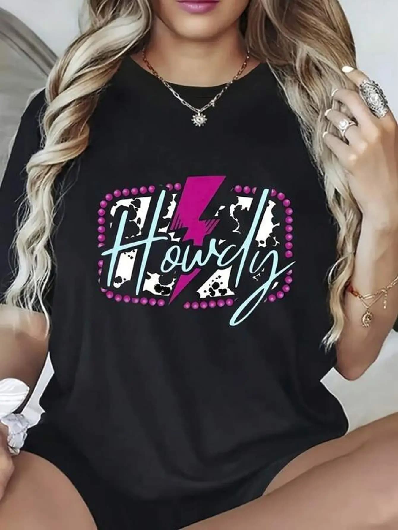 Women's 'Howdy' Graphic Tee Round Neck Short Sleeve Cotton T-Shirt, Casual Regular Fit Top For Everyday Wear, Slight Stretch Fabric