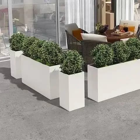 Fioriera da esterno in ferro battuto con recinzione, combinazione pendolare per strada, fioriera a fessura, per la giardinatura urbana e il giardino, per la vendita all'ingrosso.