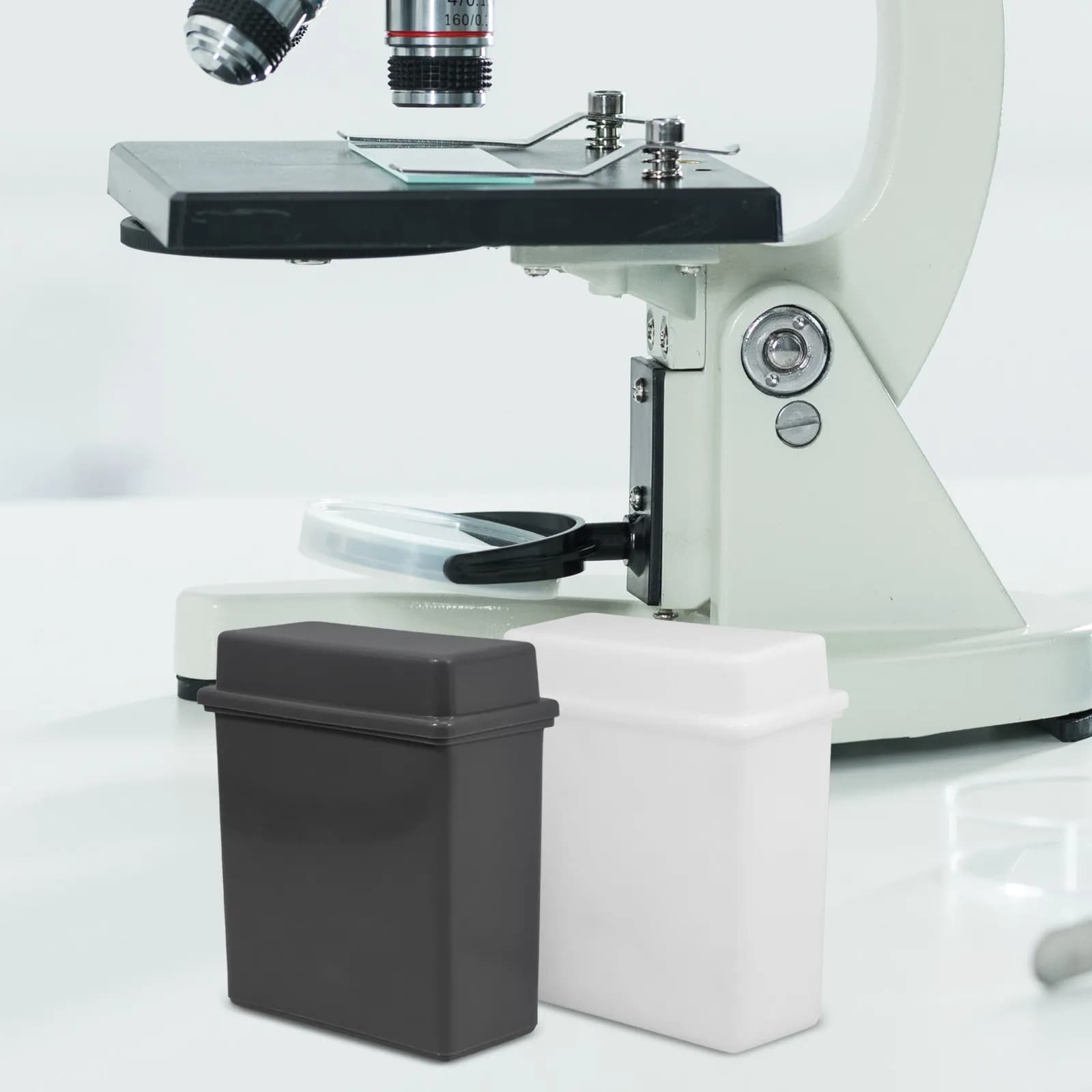 Set di 2 Contenitori per Colorazione Microscopica con Supporto in Polipropilene, Scatola di Recupero per Laboratorio, Porta-objettivi Efficiente per Biologia
