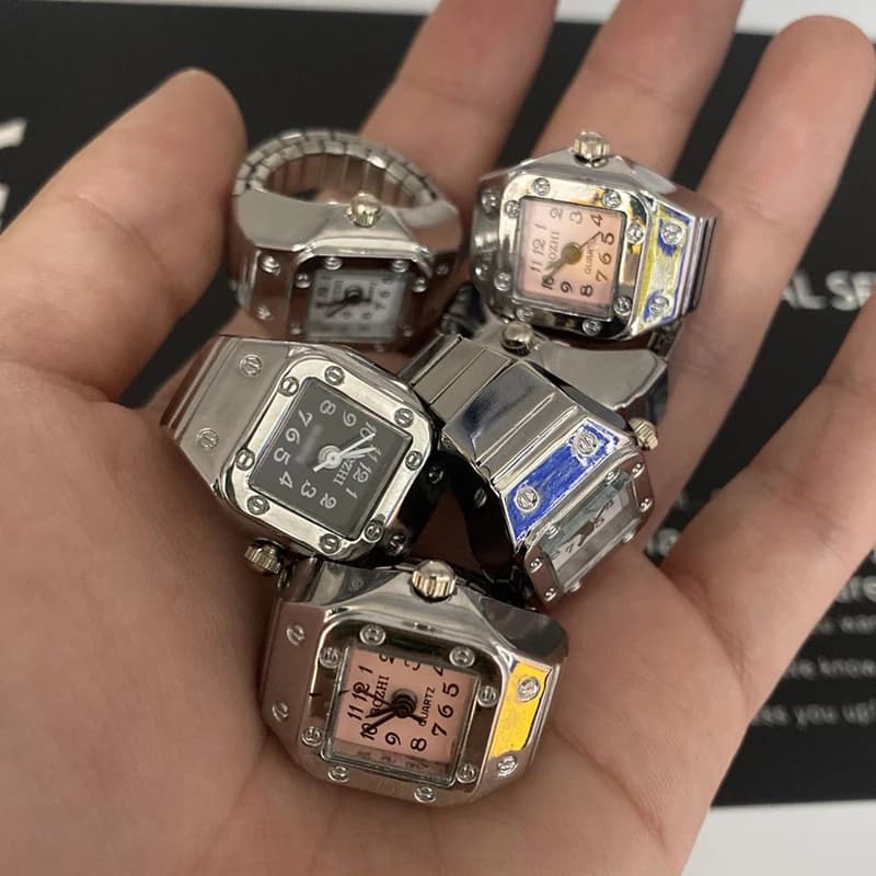 Vintage Punk Finger Watch for Women Men Elastic Strap Alloy Watches Retro Roman Quartz Watch Rings Couple Rings Jewelry Clock
