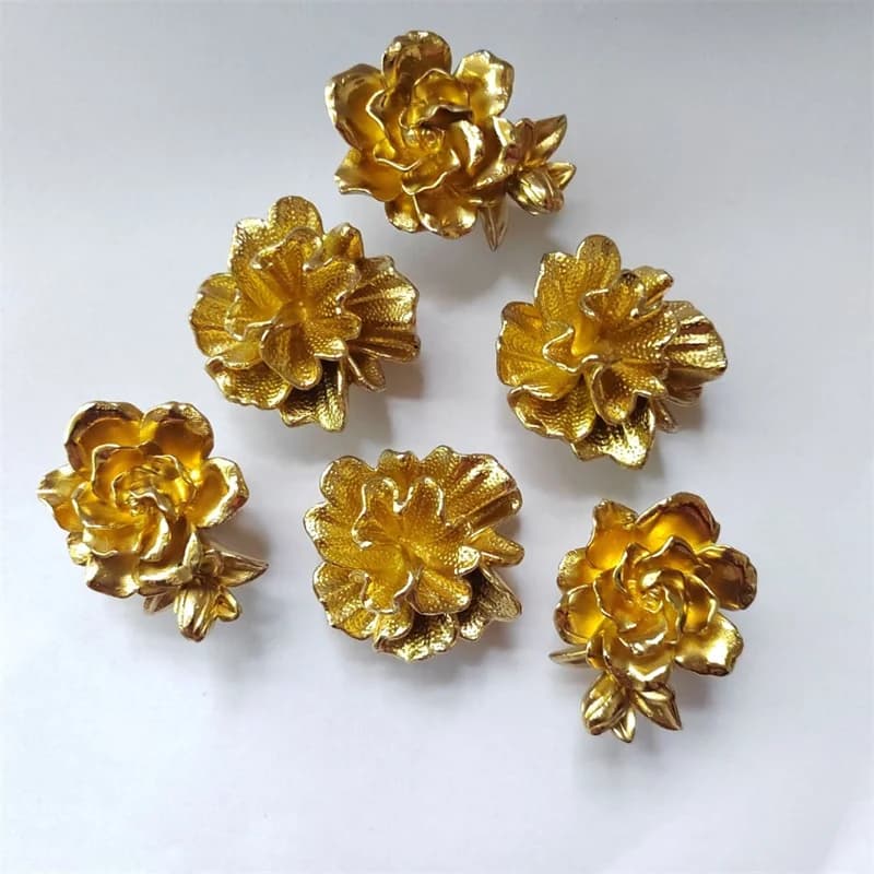 Maniglia della porta dell'armadio con fiori dorati fatti a mano in rame puro con fiori di bocciolo maniglie del cassetto dell'armadio maniglie per mobili fai da te
