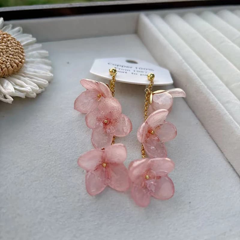Colored Hydrangeas Flowers Long Earrings Elegant Flower Tassel Earrings Handmaking Epoxy Resin Natural Floral Earrings Wholesale
