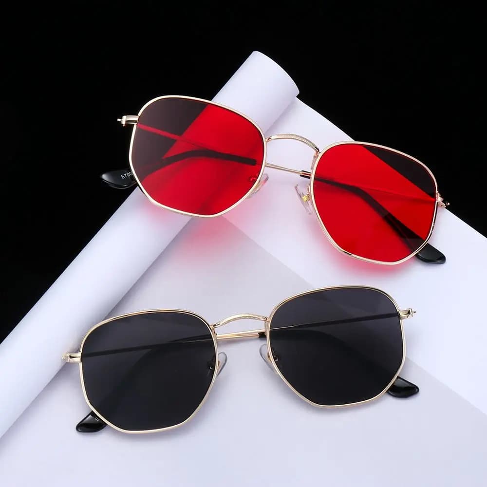 Occhiali estivi Occhiali da guida Occhiali da sole quadrati piccoli Occhiali da sole Occhiali da sole per uomo e donna Lenti a specchio poligonali