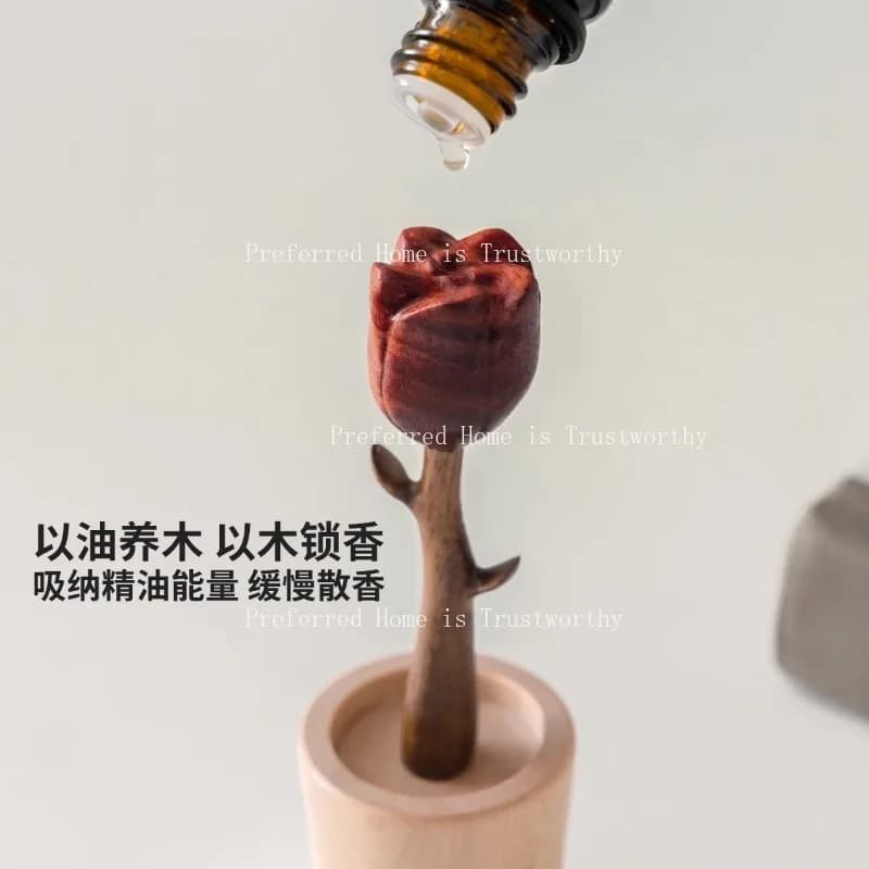 Decorazione creativa del desktop del diffusore di fragranza in legno massello di rosa rossa