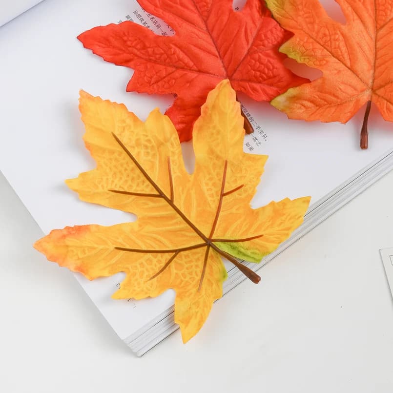 10/20pcs Artificial Silk Maple Leaves Plant Decor Home Wedding Holiday Outdoor Yard Garden Autumn Scrapbook DIY Decorative Gifts