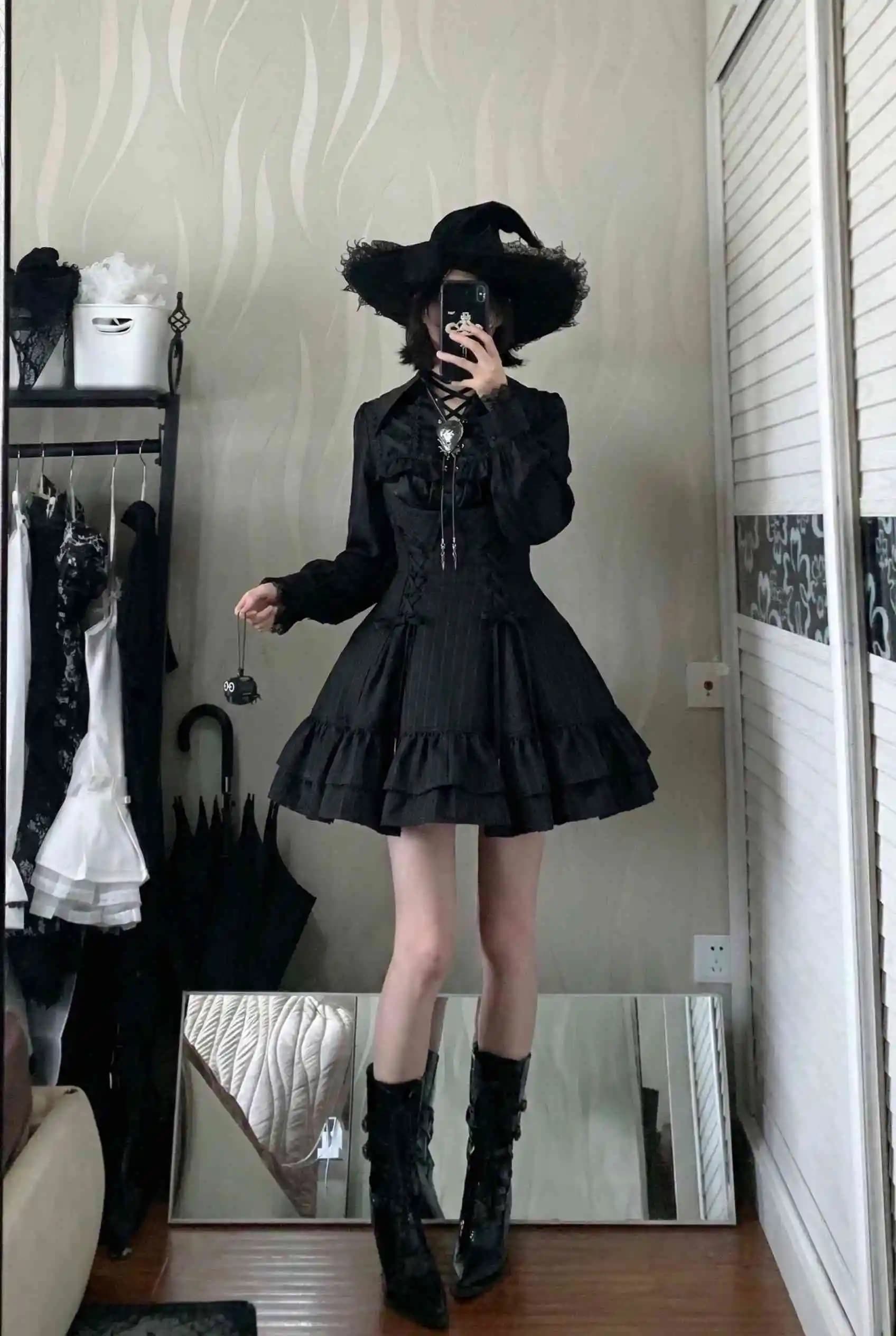Coalfell Spring and Summer New Japanese Gothic Mass-produced Elegant Miss Design Long Sleeve Bandage Shirt Slim Strap Dress Suit