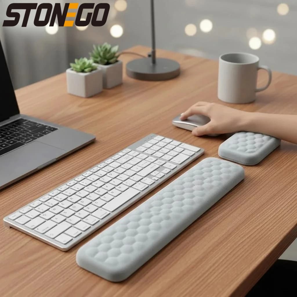 Tappetino per Mouse Ergonomico in Memory Foam con Supporto per Polso in Silicone Tre Misure Disponibili Supporto per Tastiera a Lento Ritorno