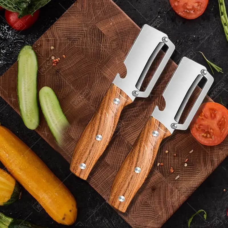 Pelapatate 2 in 1 in acciaio inossidabile, coltello da cucina per frutta, apribottiglie per canna da zucchero, manico in legno