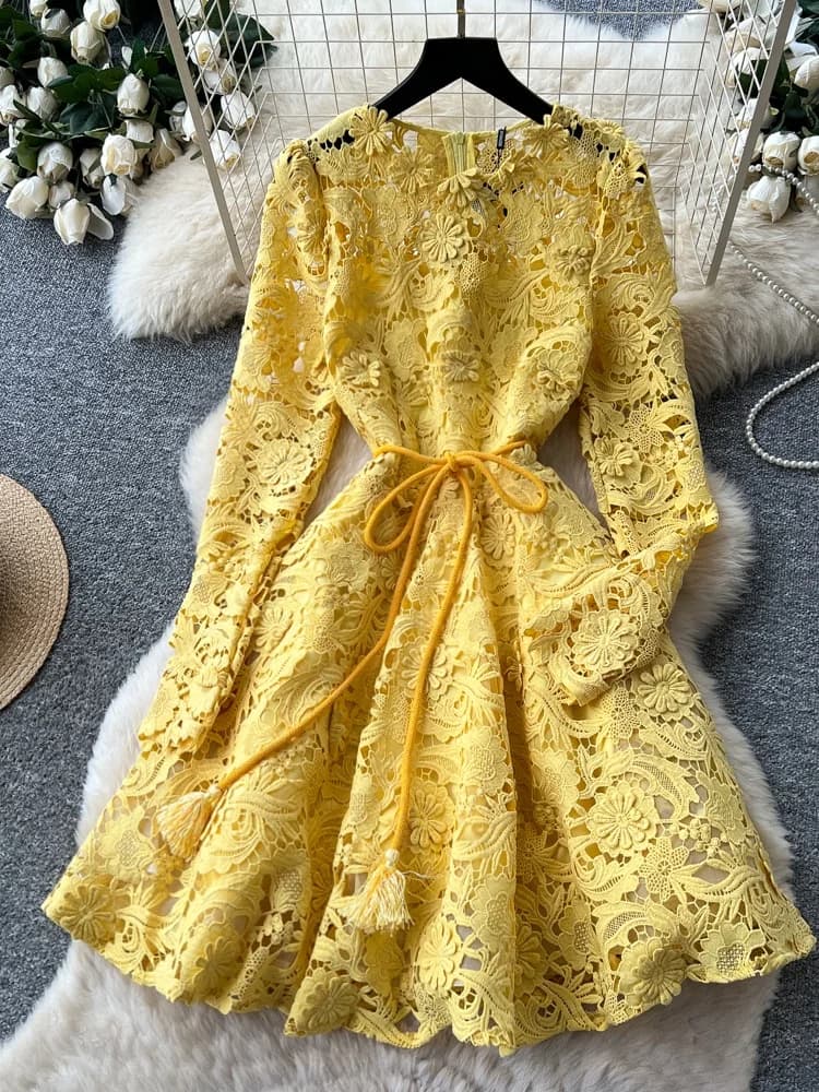 Heavy Embroidery Lace Hollow out Slim Fit A-Line Dress Women Summer Long Sleeve Waist Cinched Slimming Dress Gentle Wind