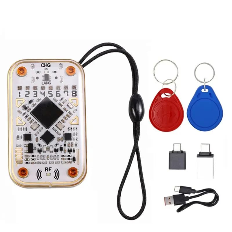 【DISPONIBILE】Lettore di chip RFID intelligente Chameleon Ultra + Emulatore di smart card portachiavi UID/8268 125K 13.56Mhz con decodifica NFC