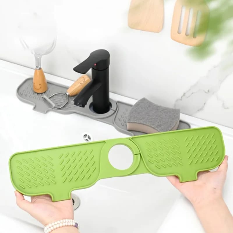 Lavello da cucina Splash Drain Mat maniglia del rubinetto in Silicone Drip Catcher vassoio Dispenser di sapone per piatti e supporto per spugna tappetino accessori per lavello