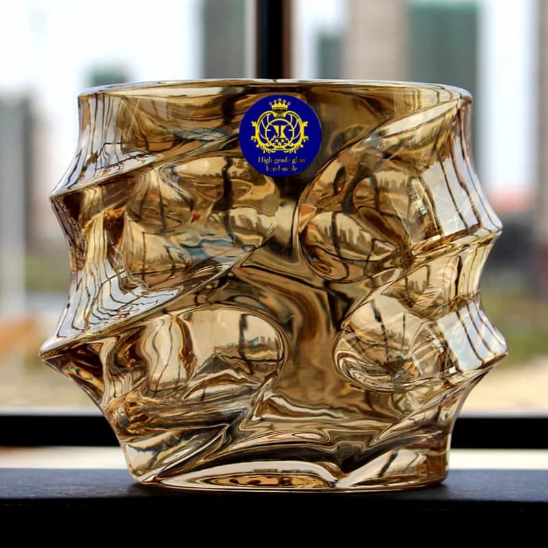 Bicchieri da whisky in cristallo dorato Stile europeo Lussuoso bicchieri da vino per la casa Scintillante XO Chivas Cognac Brandy Snifters Boccale di birra