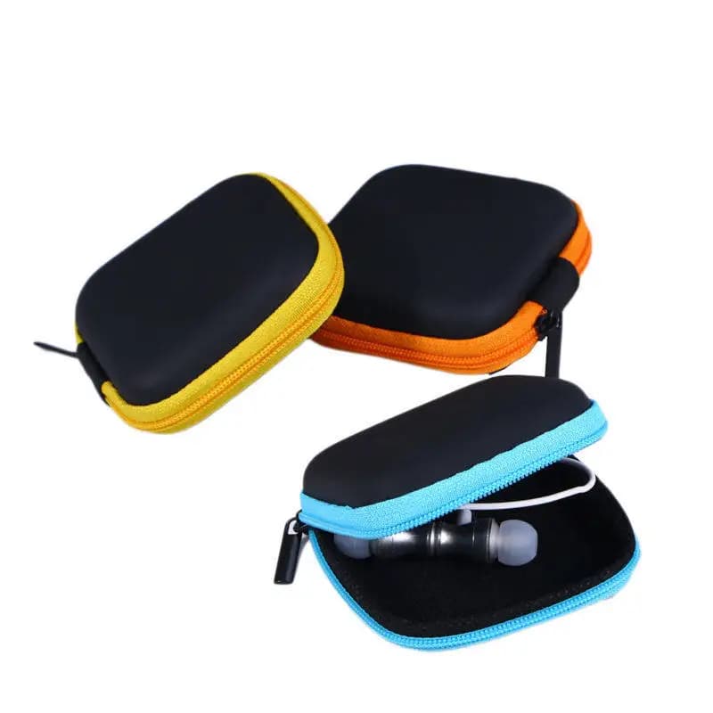 Hard and wear-resistant EVA travel headphone case, with 5 compartments, for earphones and accessories, organizer.