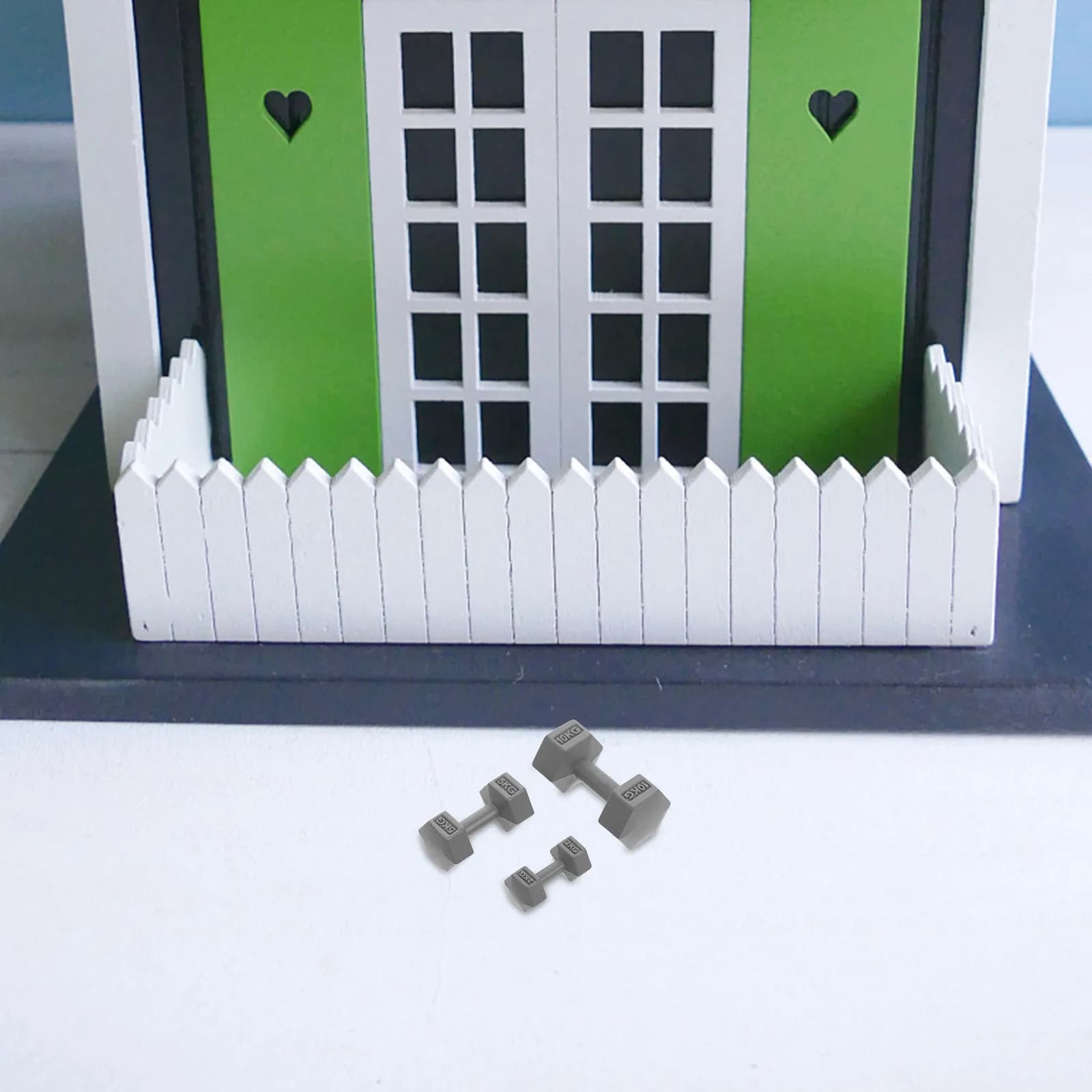 3Pcs Micro Dumbbells Realistic Design for Miniature Gym Setup Ideal Dollhouse Decoration Props Hand-Eye
